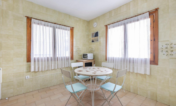 Reventa - 2. Chalet adosado - Torrevieja - Costa Blanca Sur