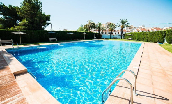 Reventa - 2. Chalet adosado - Torrevieja - Costa Blanca Sur