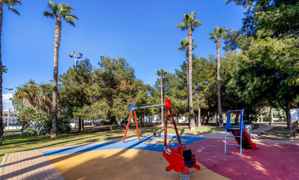 Reventa - 2. Chalet adosado - Torrevieja - Costa Blanca Sur