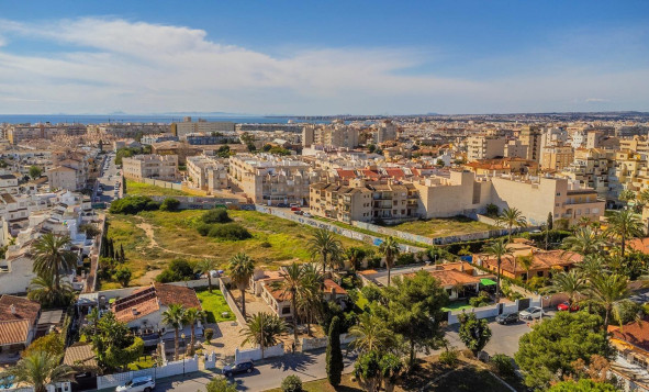 Reventa - 2. Chalet adosado - Torrevieja - Costa Blanca Sur