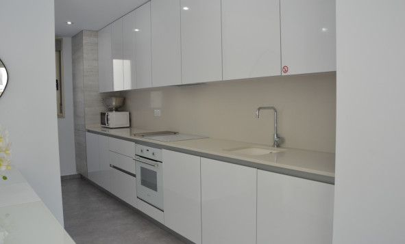 Reventa - 3. Casa indepiende - Villamartín - Villamartin