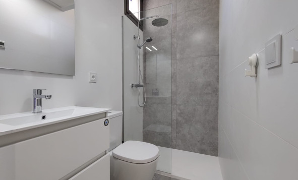 Reventa - 3. Casa indepiende - Villamartín - Villamartin