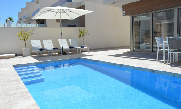 Reventa - 3. Casa indepiende - Villamartín - Villamartin