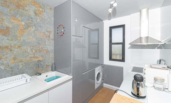 Resale - 1. Apartment / flat - La Zenia - Costa Blanca South