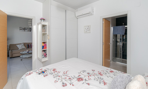 Resale - 1. Apartment / flat - La Zenia - Costa Blanca South