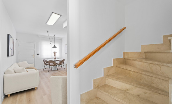 Reventa - 2. Chalet adosado - Villamartin - Costa Blanca Sur