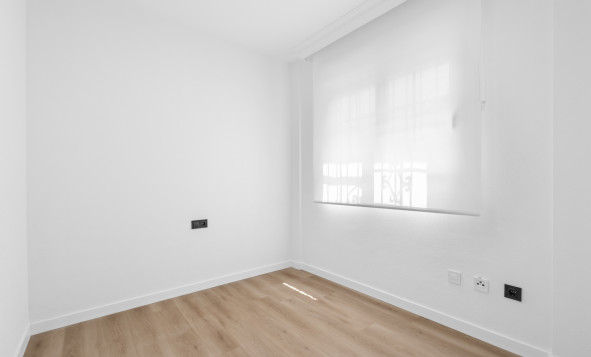 Reventa - 2. Chalet adosado - Villamartin - Costa Blanca Sur