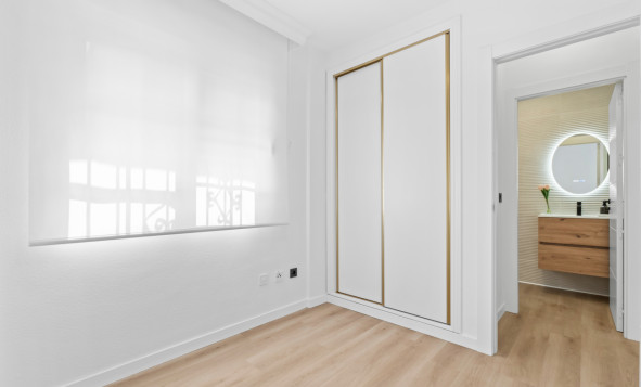 Reventa - 2. Chalet adosado - Villamartin - Costa Blanca Sur