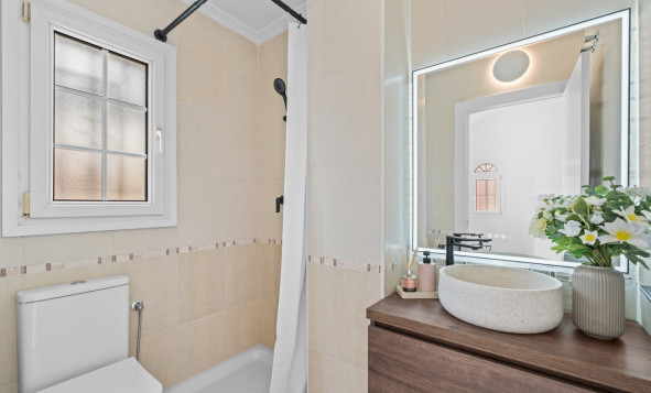Reventa - 2. Chalet adosado - Villamartin - Costa Blanca Sur