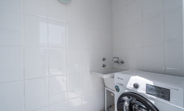Reventa - 2. Chalet adosado - Villamartin - Costa Blanca Sur