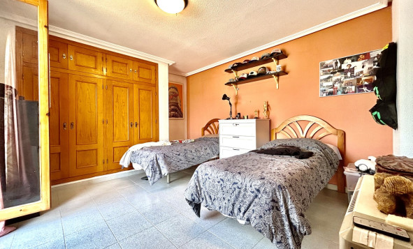 Reventa - 3. Casa indepiende - La Zenia - Costa Blanca Sur
