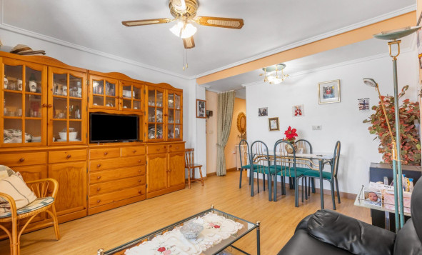 Herverkoop - 1. Appartement / flat - Torrevieja - Costa Blanca Zuid