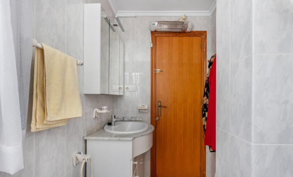 Herverkoop - 1. Appartement / flat - Torrevieja - Costa Blanca Zuid