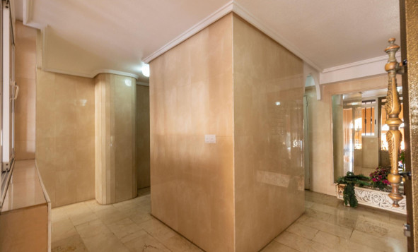 Herverkoop - 1. Appartement / flat - Torrevieja - Costa Blanca Zuid