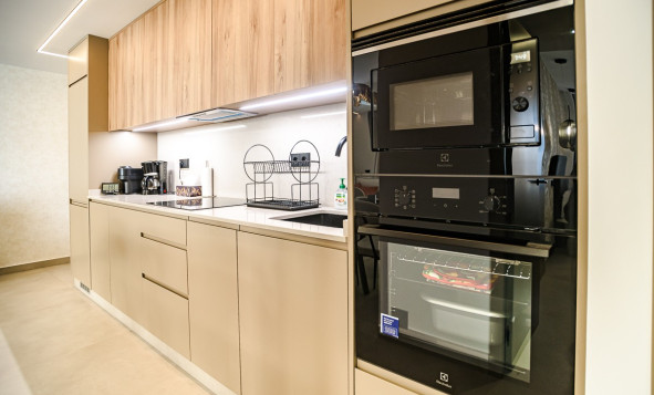 Resale - 1. Apartment / flat - Torrevieja - Acequion