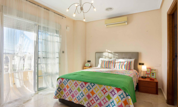 Reventa - 3. Casa indepiende - Orihuela Costa - Costa Blanca Sur