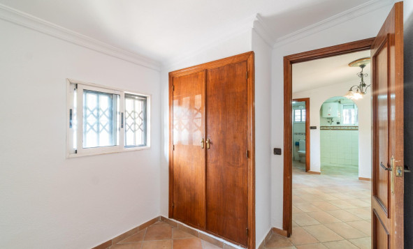 Reventa - 3. Casa indepiende - Torrevieja - Orihuela costa