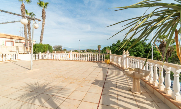 Reventa - 3. Casa indepiende - Torrevieja - Orihuela costa
