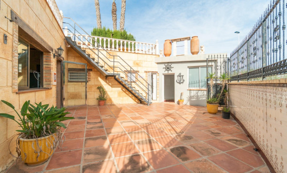 Reventa - 3. Casa indepiende - Torrevieja - Orihuela costa