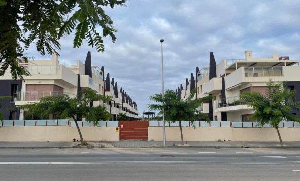 Resale - 1. Apartment / flat - Torre de la Horadada - Costa Blanca South
