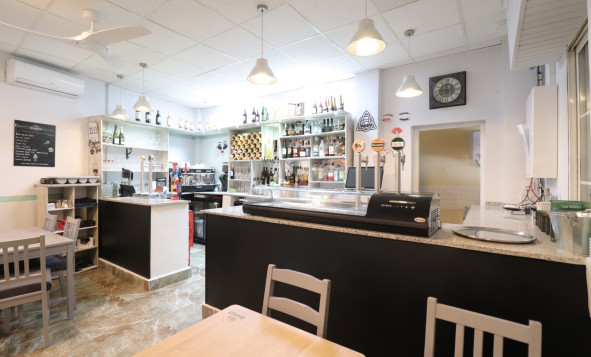 Herverkoop - Commercieel vastgoed - Catral - Catral - Town