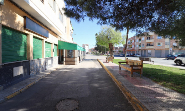 Herverkoop - Commercieel vastgoed - Catral - Catral - Town