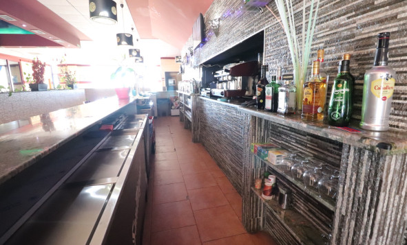 Resale - Commercial (Freehold) - Ciudad Quesada - Costa Blanca South