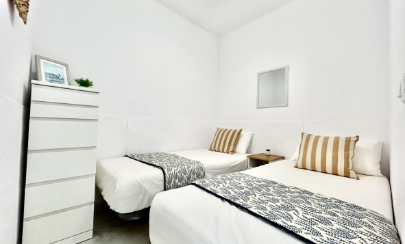 Reventa - 1. Apartamento / piso - La Zenia - Costa Blanca Sur