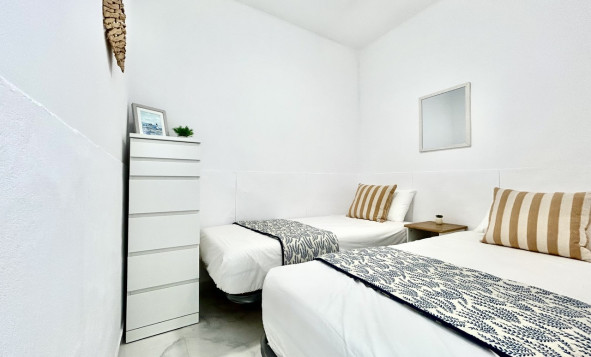 Reventa - 1. Apartamento / piso - La Zenia - Costa Blanca Sur