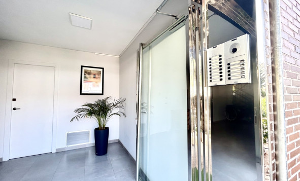 Reventa - 1. Apartamento / piso - La Zenia - Costa Blanca Sur