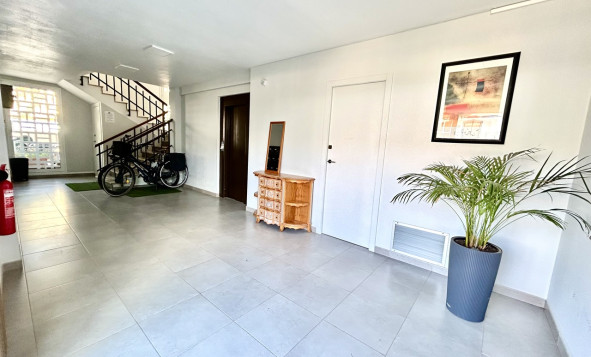 Reventa - 1. Apartamento / piso - La Zenia - Costa Blanca Sur