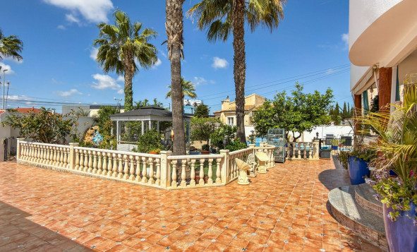 Herverkoop - 3. Vrijstaande villa - Ciudad Quesada - Costa Blanca Zuid