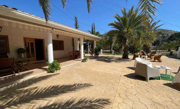 Reventa - 7. Finca - Elda