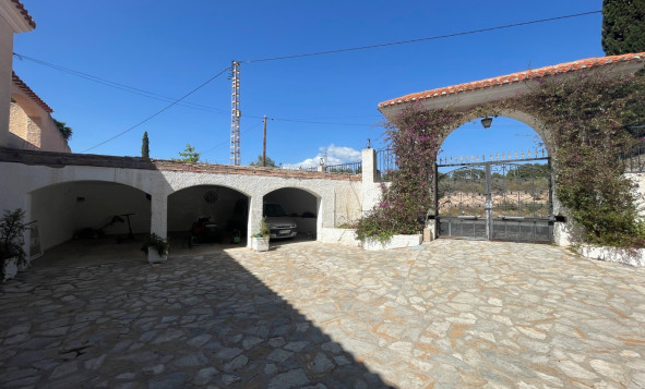 Reventa - 7. Finca - Elda