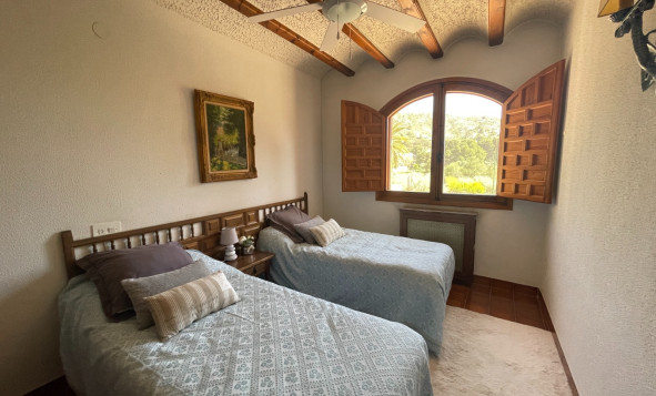 Reventa - 7. Finca - Elda