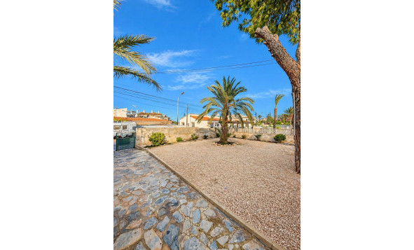 Reventa - 3. Casa indepiende - Torrevieja - Costa Blanca Sur