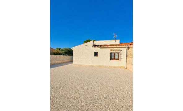Reventa - 3. Casa indepiende - Torrevieja - Costa Blanca Sur