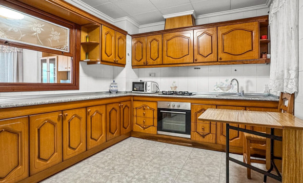 Resale - 1. Apartment / flat - Torrevieja - Costa Blanca South