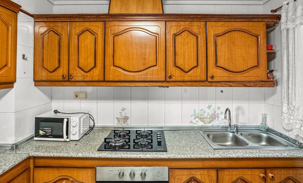 Resale - 1. Apartment / flat - Torrevieja - Costa Blanca South