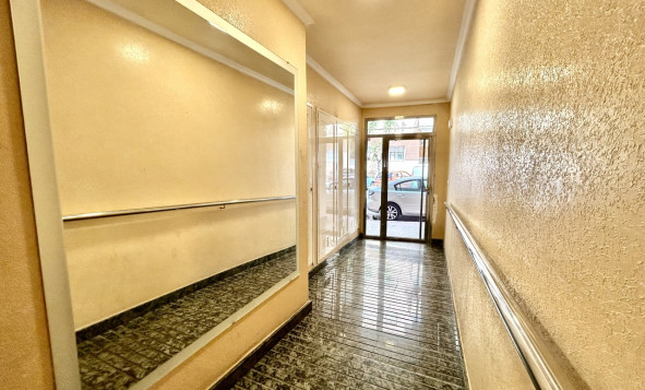 Reventa - 1. Apartamento / piso - Torrevieja - Costa Blanca Sur