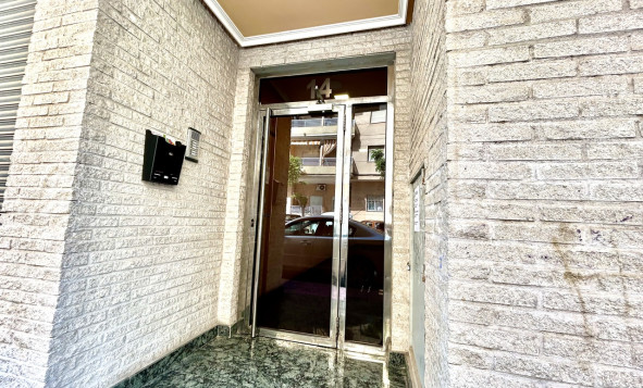 Reventa - 1. Apartamento / piso - Torrevieja - Costa Blanca Sur