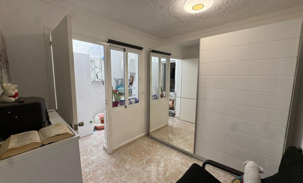 Resale - 1. Apartment / flat - Torrevieja - Costa Blanca South