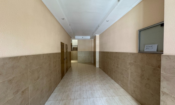 Resale - 1. Apartment / flat - Torrevieja - Costa Blanca South