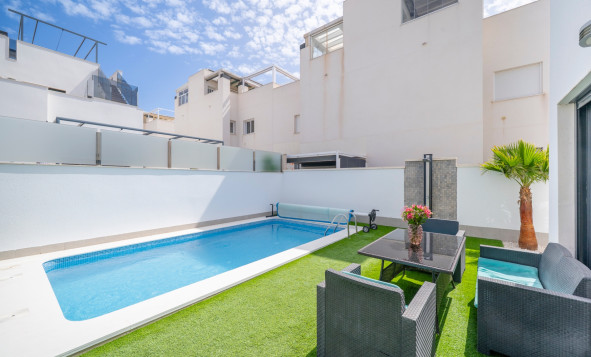 Reventa - 3. Casa indepiende - Torrevieja - Costa Blanca Sur