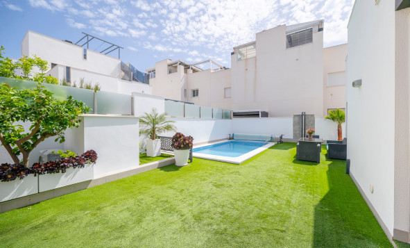 Reventa - 3. Casa indepiende - Torrevieja - Costa Blanca Sur