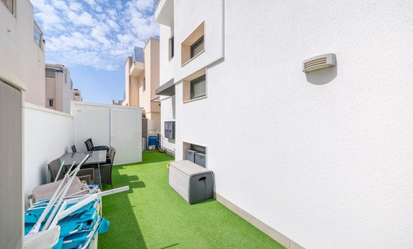 Reventa - 3. Casa indepiende - Torrevieja - Costa Blanca Sur