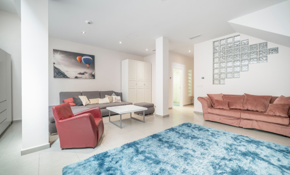 Reventa - 3. Casa indepiende - Torrevieja - Costa Blanca Sur
