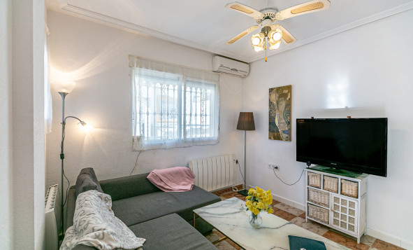 Resale - 4. Semi-detached villa - Playa Flamenca - Costa Blanca South