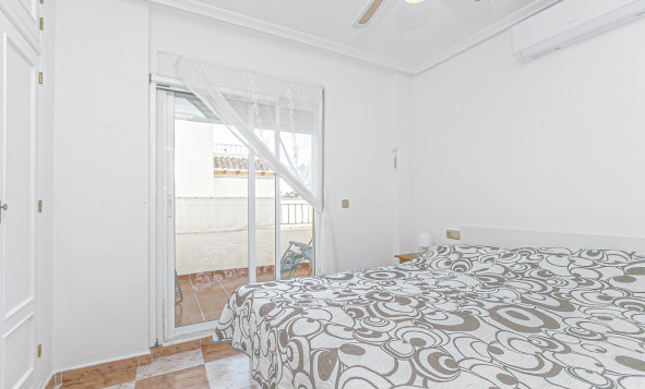 Resale - 4. Semi-detached villa - Playa Flamenca - Costa Blanca South
