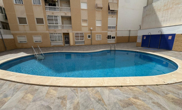 Herverkoop - 1. Appartement / flat - Torrevieja - Costa Blanca Zuid